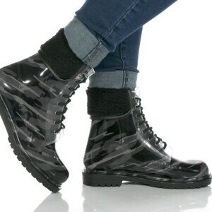 Kenneth Cole Women's Rain Lace Up Cozy Boot